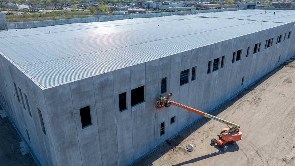 CenterPoint Logistics Center - Construction