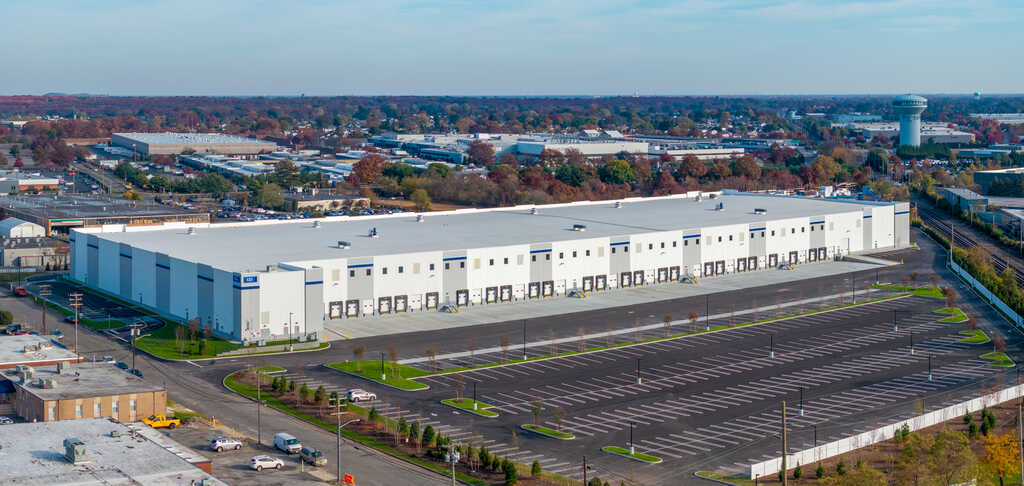 Nassau Logistics Center - Exterior